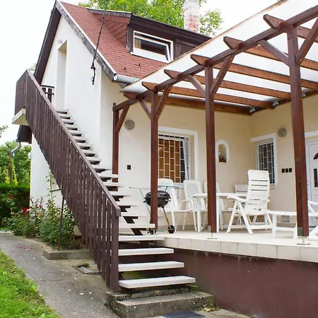 Haus Pelso Homestay