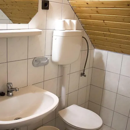 Homestay Haus Pelso Gyenesdias